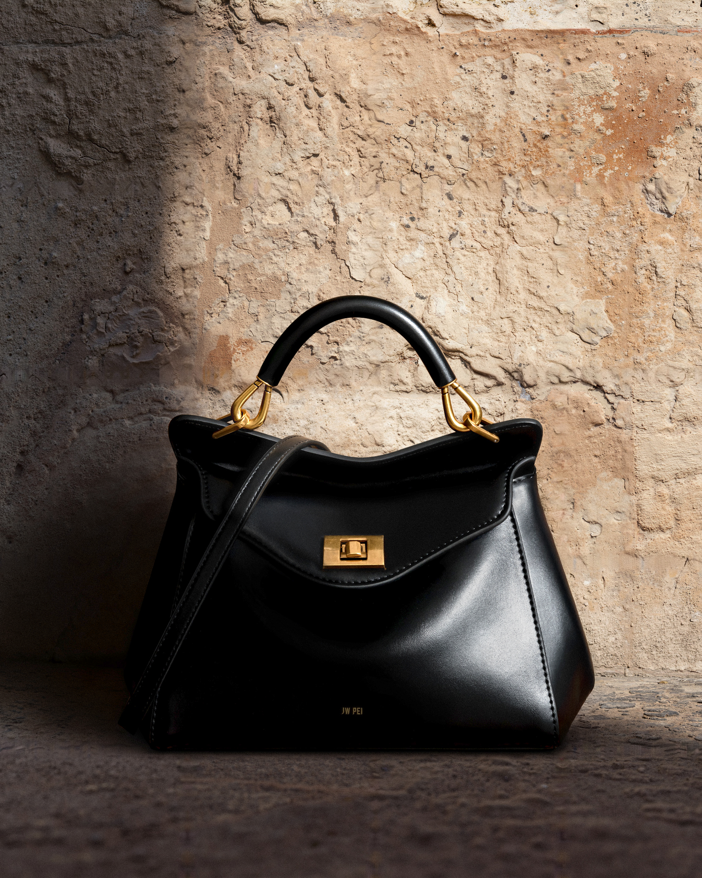 Iconic Style<p><u>Shop All</u></p>