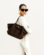 Hana Medium Faux Fur Tote Bag - Mocha Brown